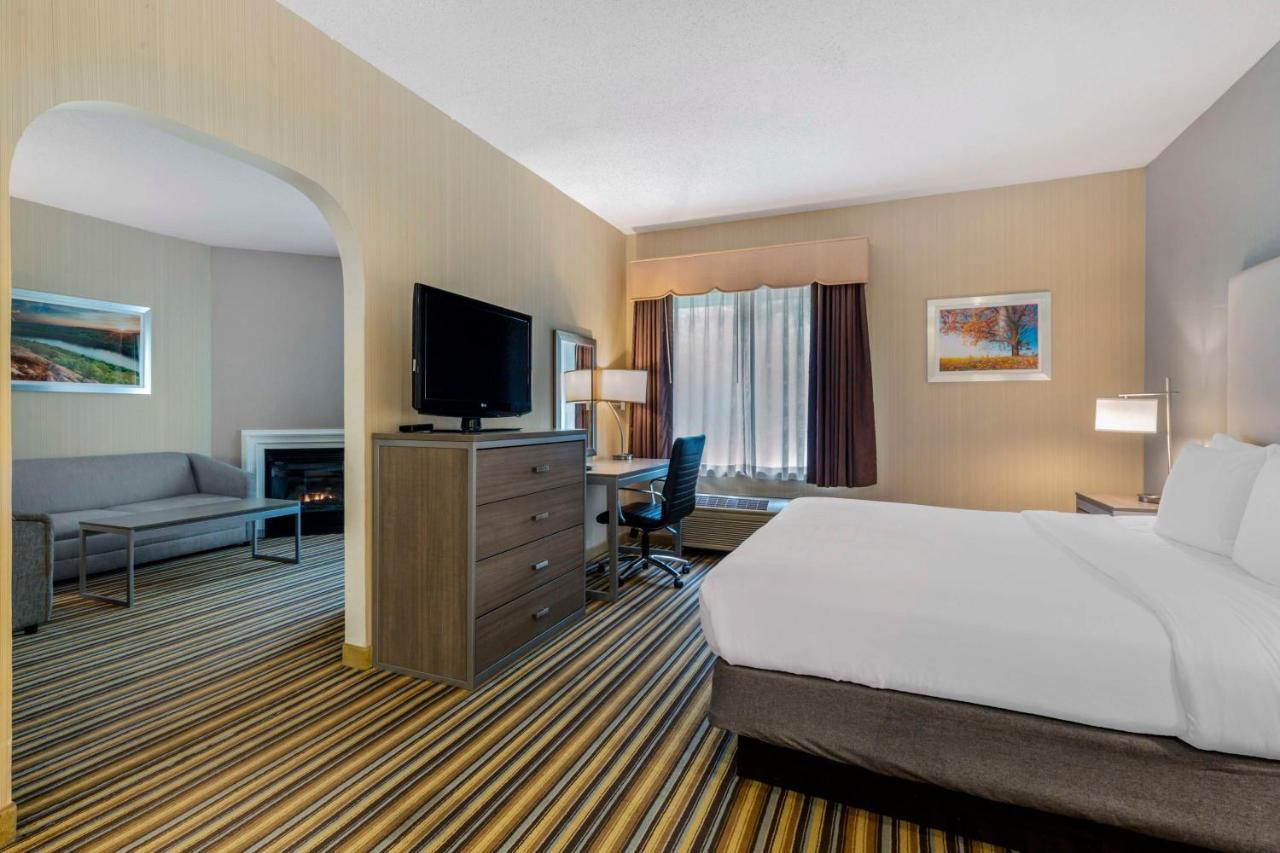 Best Western Plus New England Inn & Suites Berlin Kültér fotó